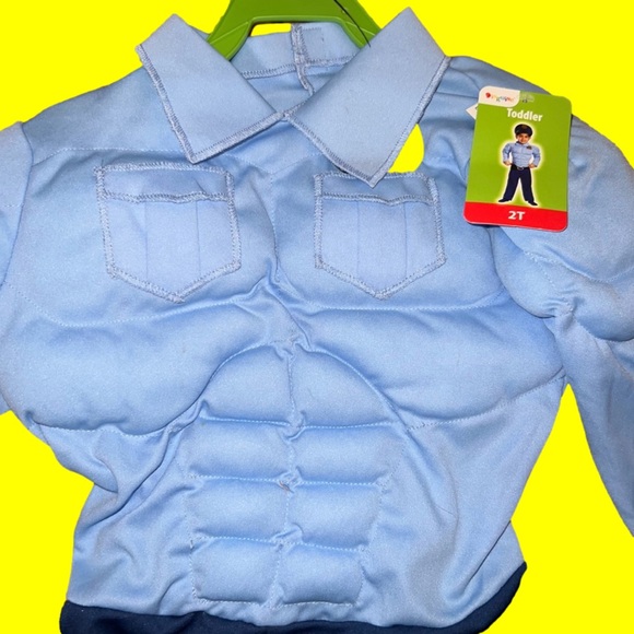 NWT toddler police 👮‍♀️ costume includes bodysuit/ attached badge, hat and belt - Picture 4 of 6